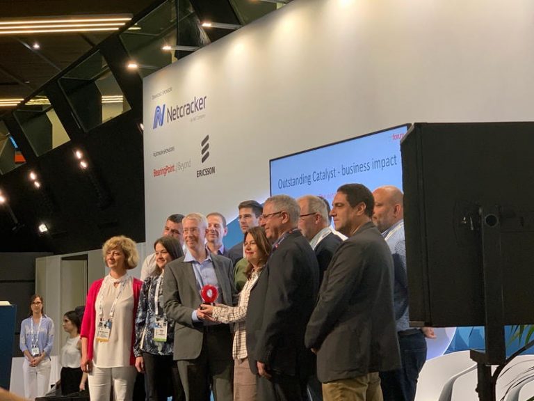 Outstanding Catalyst Business Impact award won! Bulb solutions